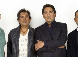 Abel Pintos junto a Los Nocheros en una noche muy especial