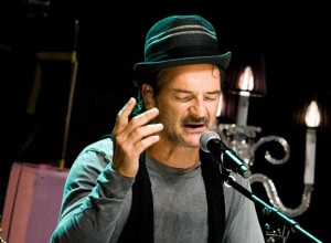 Ricardo Arjona agregó funciones