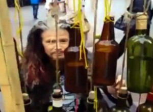 ¿Lo conocés?: Steven Tyler se hizo pasar por un artista callejero