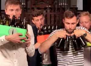 La extraordinaria versión de Billie Jean tocada con, ¡botellas de cerveza!