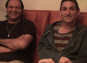 El catal&aacute;n Albert Pla presenta «Todo es una mentira»