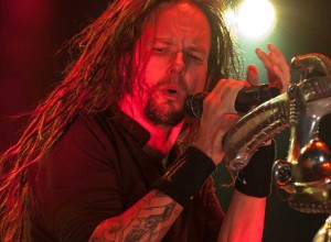 Korn se reedita: lanzan «The Paradigm Shift» con material extra
