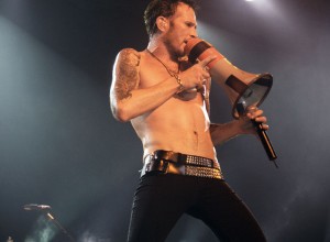 Scott Weiland: «Me gustar&iacute;a tocar en festivales con Velvet Revolver para hacer dinero f&aacute;cil»