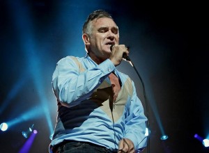 El nuevo disco de Morrissey fue retirado de las tiendas digitales