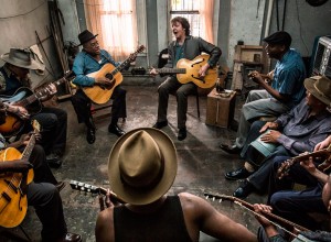 Jam blusero: Paul McCartney y Johnny Depp en una zapada imperdible