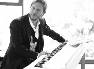 Noel Schajris: «Me gusta todo tipo de música como el jazz, hip hop y rap»