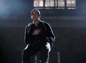 Eminem se mete en la vida de un boxeador