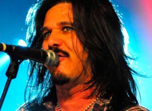 Confirmado: Gilby Clarke será telonero de Slash en Argentina