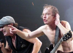 ¿AC/DC, Madonna y U2 actuarán en los premios Grammy?