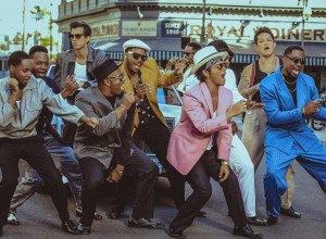 Imperdible: Mark Ronson y Bruno Mars hicieron bailar al público de un programa de televisión