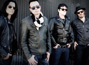 Lo nuevo de Scott Weiland ya suena, y la rompe