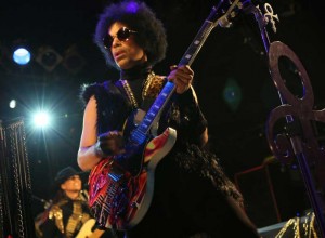 Prince en su salsa: psicodelia visual en su nuevo clip