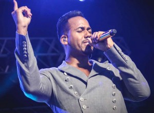 Sigue siendo el rey: Romeo Santos hizo estallar el Monumental
