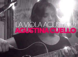 Agustina Cuello en la redacción de La Viola