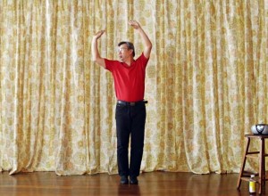 Imperdible: un bailarín chino sorprende en el nuevo video de Blur