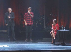 Joan Manuel Serrat compartió escenario con La Sole y Dani Martin