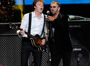 Ringo Starr entra al Salón de la Fama de la mano de Paul McCartney