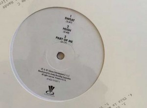 Se equivocaron bien: personas que compraron un disco de U2 se encontraron con uno de TOOL