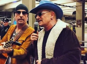 U2 sorprendió tocando en el subte de Nueva York