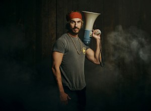 Macaco presentó su nuevo clip