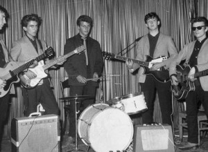 Subastarán el primer contrato de grabación de los Beatles