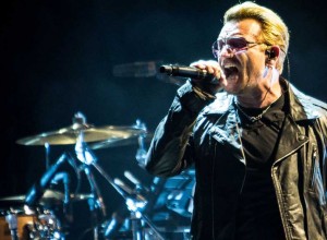 U2 homenaje&oacute; a Aylan cambiando la letra del tema «Pride»
