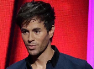 Enrique Iglesias brilló en los premios Latin American Music Awards
