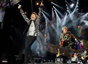 El pedido de los Rolling: agua de coco, té de jazmín y hojas de menta