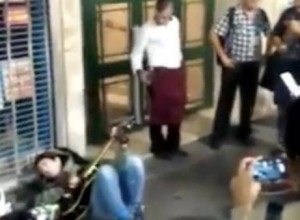 Pity Alvarez toc&oacute; «a la gorra» en plena avenida Corrientes