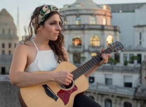 Esta vez es el turno de la cantante