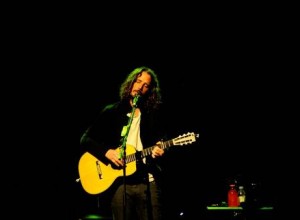 Concierto para grunge, 
baladas y cello