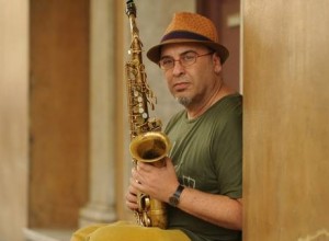 Oscar Feldman: «En el jazz, la interacci&oacute;n es todo»