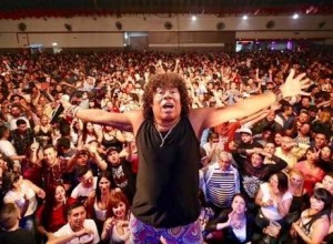 La Mona Jiménez, dispuesto a pagar por el plagio de una canción