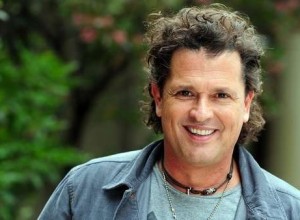 Carlos Vives: «Soy menos ambicioso que Juanes y Shakira»