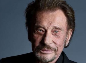 El cantante Johnny Hallyday informó que tiene cáncer