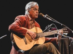 Caetano Veloso: «A&uacute;n me siento un adolescente»