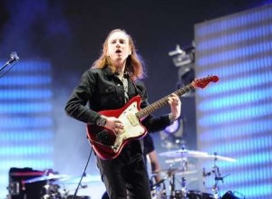 Two Door Cinema Club: El regreso de una promesa