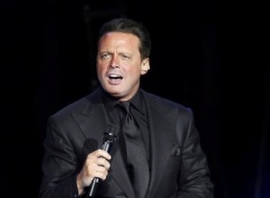 Una jueza pide detener a Luis Miguel