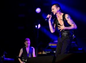 Versiones cruzadas por los problemas técnicos en el show de Depeche Mode en La Plata