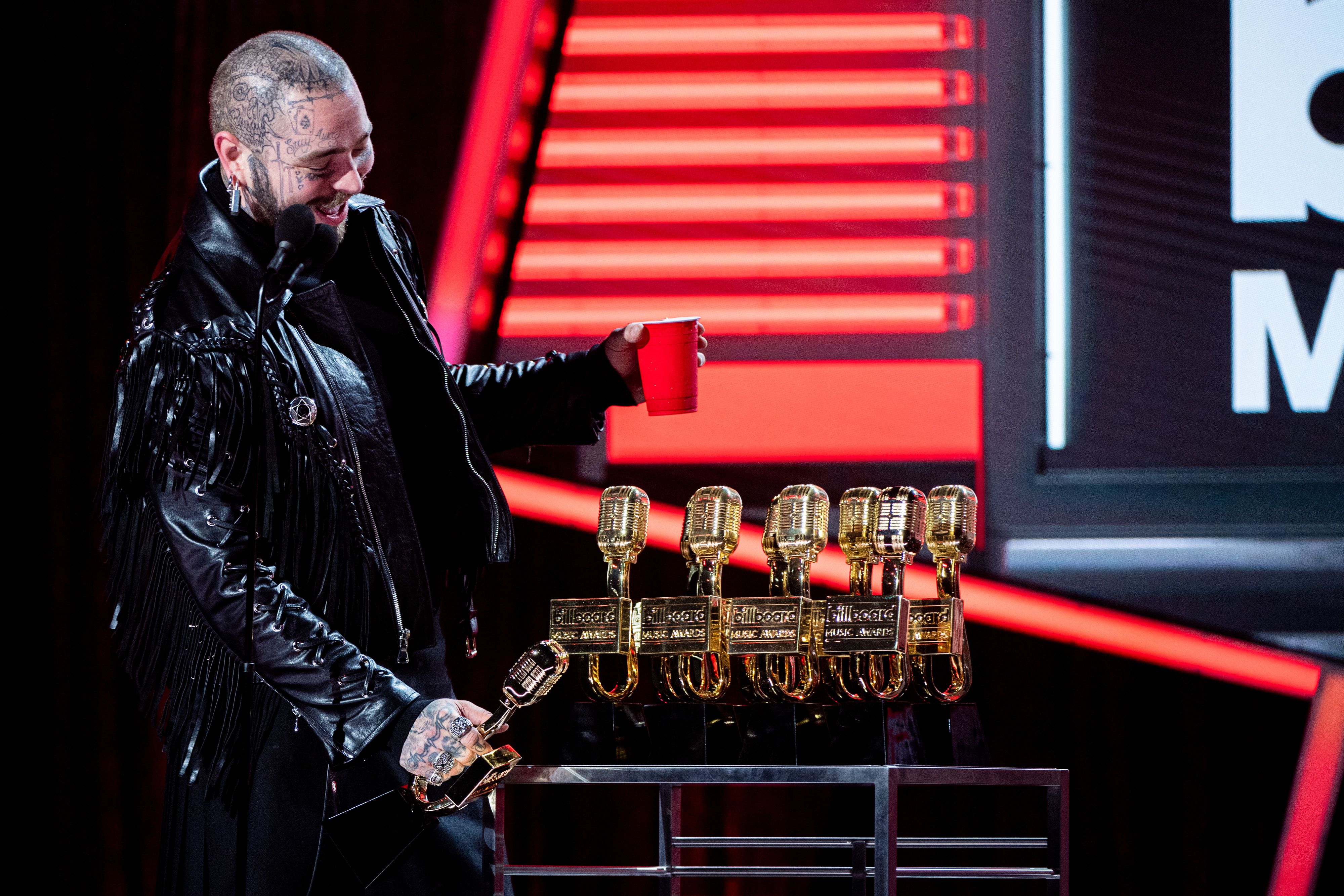 Post Malone fusiona trap, hip-hop, pop y rock con bases sintetizadas. (Foto: Matt Petit / Billboard Music Awards).