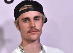 Shawn Mendes y Justin Bieber anunciaron una colaboración con un misterioso video