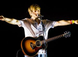 Benjamín Amadeo, listo para tocar en vivo: “Extraño la energía del público”