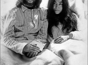 John Lennon y Yoko Ono: cómo fue su casamiento alejado del ojo público