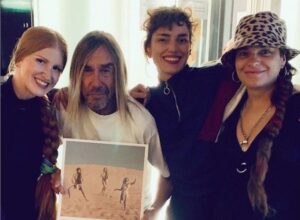 Fémina vuelve después de girar por el mundo y ser apadrinadas por Iggy Pop
