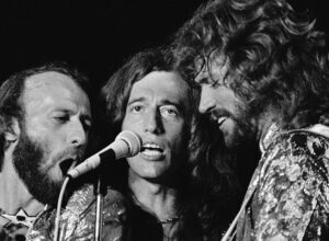 Kenneth Branagh será el director de la biopic de los Bee Gees
