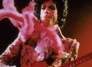 A cinco años de su muerte, exhibirán las cenizas de Prince