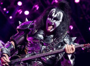 Kiss dio su primer show pospandemia: cinco clásicos en un mini-recital explosivo