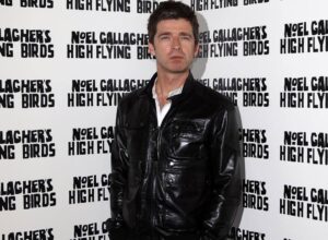 Noel Gallagher contó cómo su médico lo convenció para vacunarse contra el coronavirus