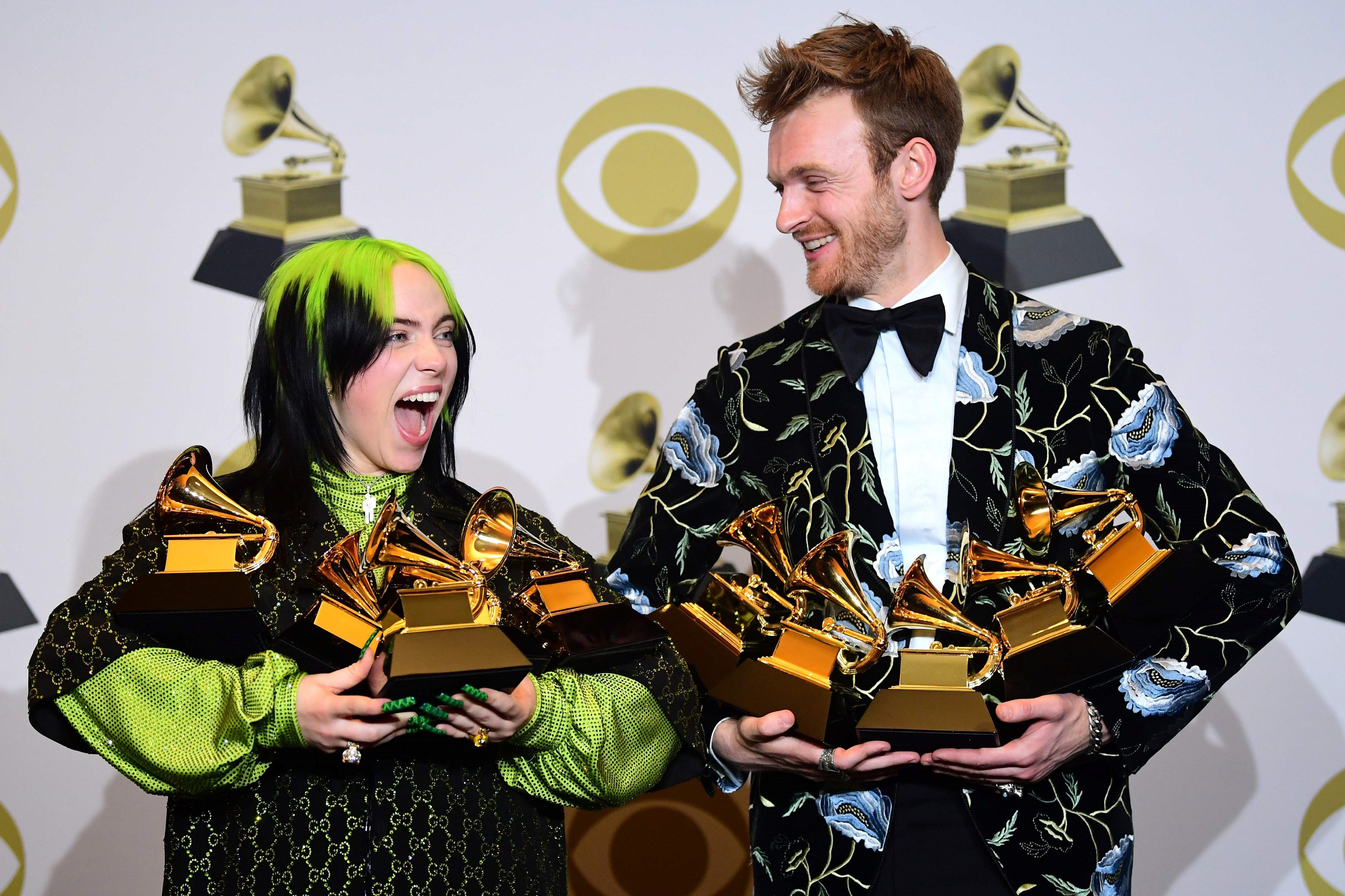 Finneas, hermano de Billie Eilish, fue nombrado mejor compositor del