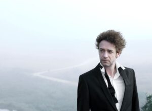 “La música habla por mi”: Gustavo Cerati, un legado que se mantiene vigente con la aparición de nuevos proyectos